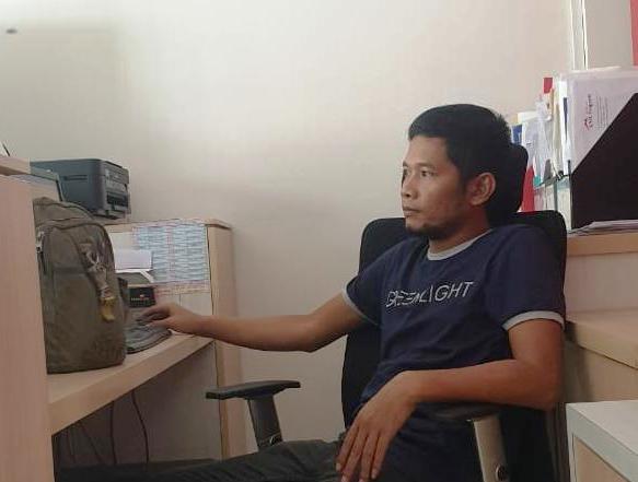 Mantan Pengamen Sukses Menjadi Kontraktor Besar