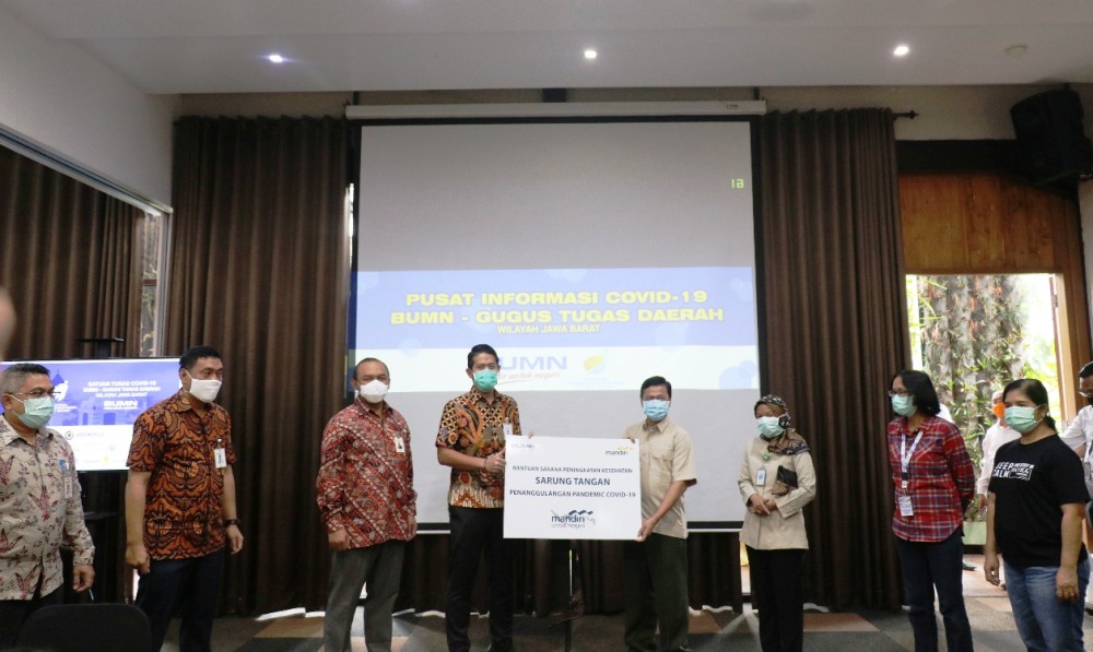 Satgas Covid-19 BUMN Jawa Barat Salurkan Bantuan di 11 Wilayah