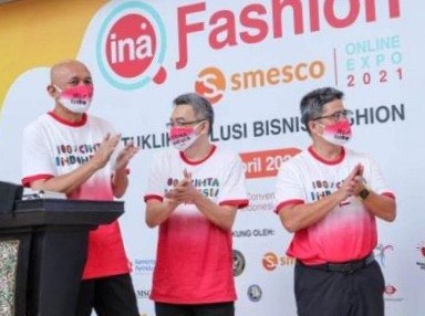 Menteri Koperasi dan UKM Teten Masduki saat membuka secara resmi pameran virtual InaFashion Smesco Online Expo 2021 di Jakarta beberapa waktu lalu, Kamis (22/4/2021).