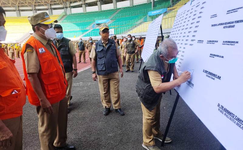 deklarasi Penyampaian LKPD Kepala Sekolah SDN SMPN Koa Bekasi