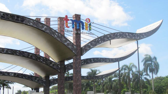 Pintu gerbang masuk TMII (Foto/Net)