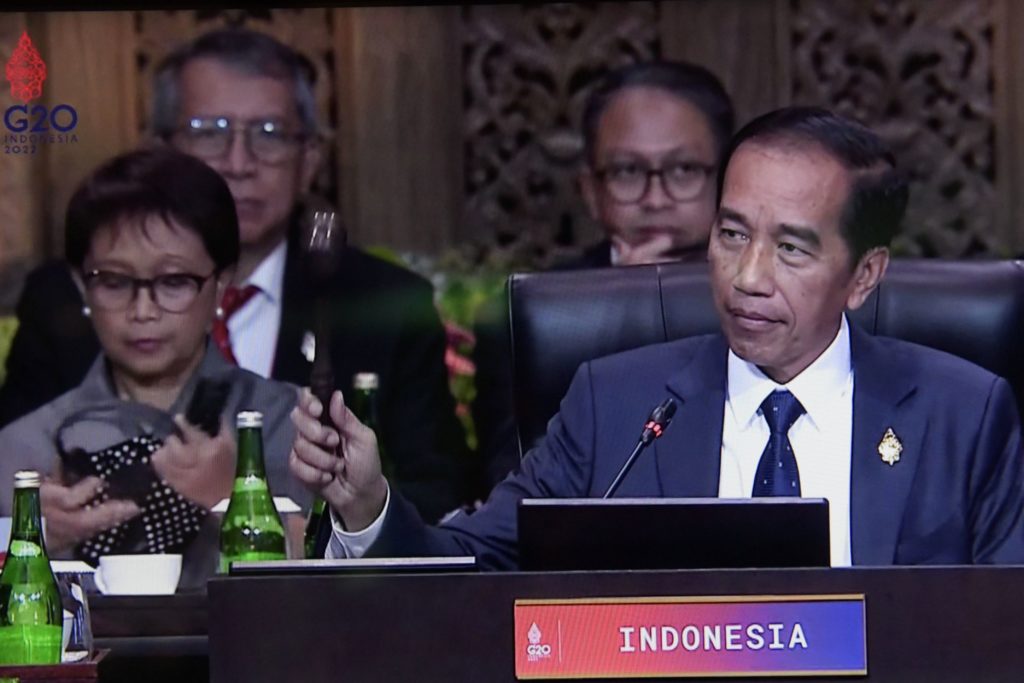 Potret Presiden Jokowi saat membuka KTT G20 di The Apurva Kempinski Bali, Selasa (15/11/2022).
