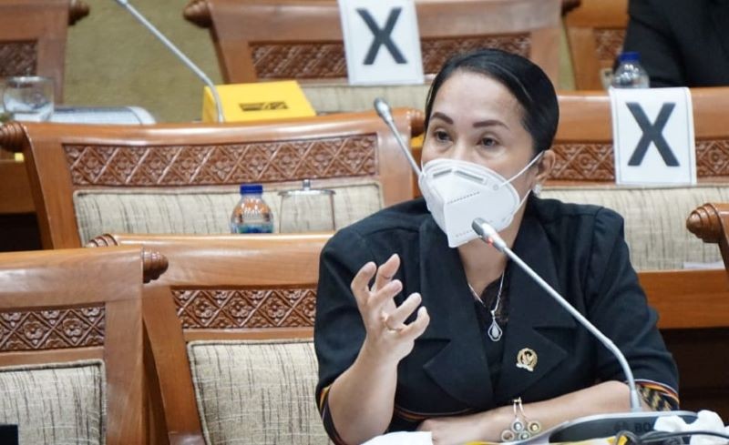 Anggota Komisi IX DPR RI Fraksi Partai Nasdem Ratu Ngadu Bonu Wulla nilai persoalan stunting tak akan selesai jika....