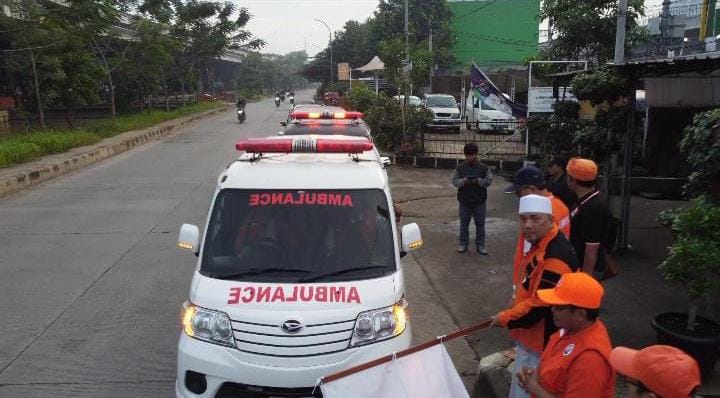 DPD PKS Kota Bekasi melepas tim relawan untuk membantu korban terdampak gempa di Cianjur, Jawa Barat, Minggu (27/11/2022). (Dok Ist)