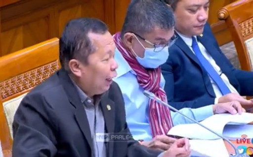 Potret Anggota Komisi III DPR RI Arsul Sani (kiri), Taufik Basari (kanan), dan Hinca Pandjaitan (tengah) saat mengusulkan pasal rekayasa kasus dimasukan dalam RKUHP