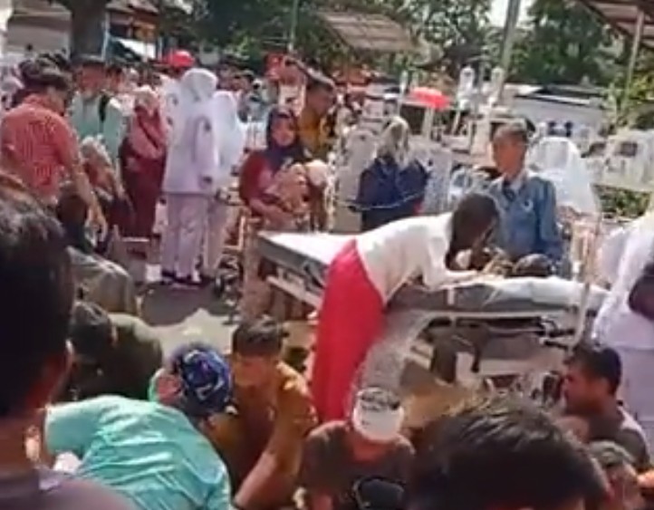 Tangkapan layar video warga yang menjadi korban akibat gempa cianjur. Data terbaru korban meninggal saat ini 268 orang