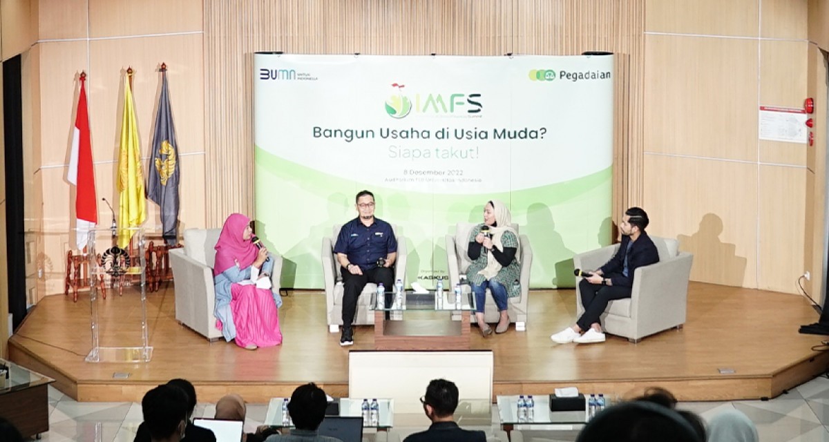 Potret dialog interaktif di Universitas Indonesia yang digelar oleh PT Pegadaian mengajak para milenial untuk membangun usaha di usai muda untuk menuju generasi emas. (Dok. Pegadaian)