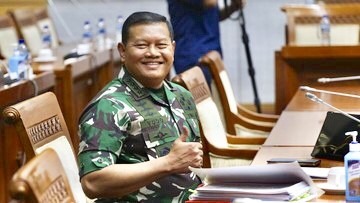 DPR menyebut akan menggelar rapat paripurna tunggal terkait pengesahan Laksamana TNI Yudo Margono sebagai Panglima TNI menggantikan Jenderal Andika Perkasa dalam waktu dekat, Selasa (6/12/2022).