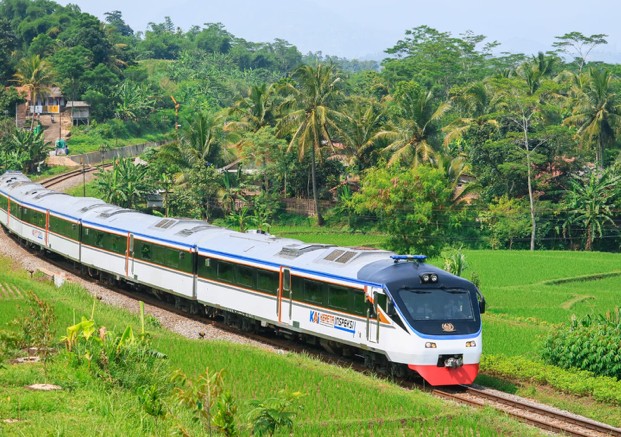 KAI lagi ada promo dalam rangka momen 12.12 nih, naik kereta mulai dari Rp22 ribu sampai Rp150 ribu, buruan cek KAI Access. (Foto/Ilustrasi)