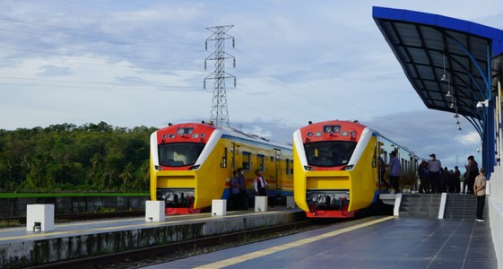 PT KAI akan segera mengoperasikan kereta api Makassar-Parepare.