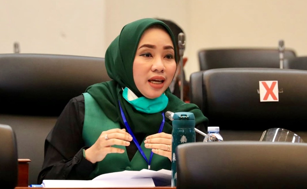 Potret Anggota Komisi VII DPR RI Ratna Juwita Sari