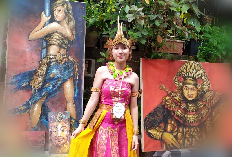 Ester Adenia LSPR