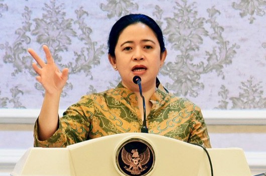 Potret Ketua DPR RI Puan Maharani mengingatkan agar pemerintah dalam pengawasan proses PPDB melalui Satgas Saber Pungli turun ke lapangan. Lakukan pengawasan agar praktik pungli dalam proses PPDB tidak merajalela.