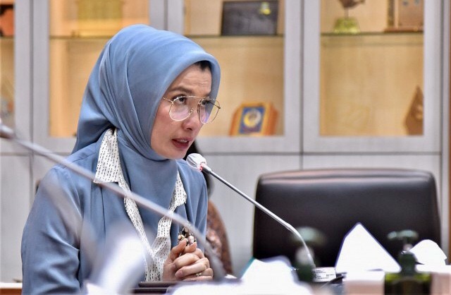 Potret Anggota Komisi IX DPR RI Arzeti Bilbina