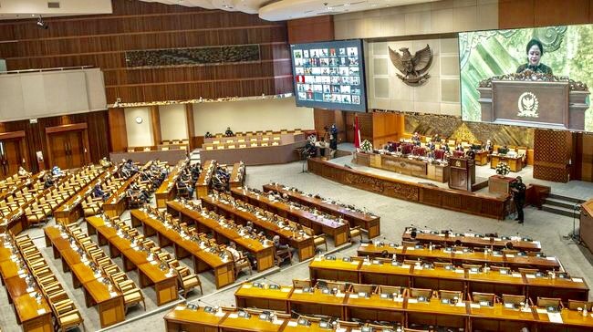 Potret rapat paripurna DPR yang mengesahkan RUU Kesehatan menjadi Undang-undang. (Foto: ilustrasi/net)