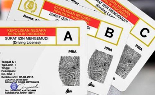Anggota Komisi III DPR usul masa berlaku SIM seumur hidup. (Foto: ilustrasi/net)