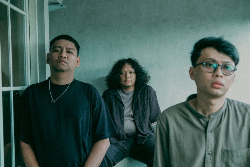 Beeswax Mengawali Era Baru dengan Peluncuran Single Chew It All