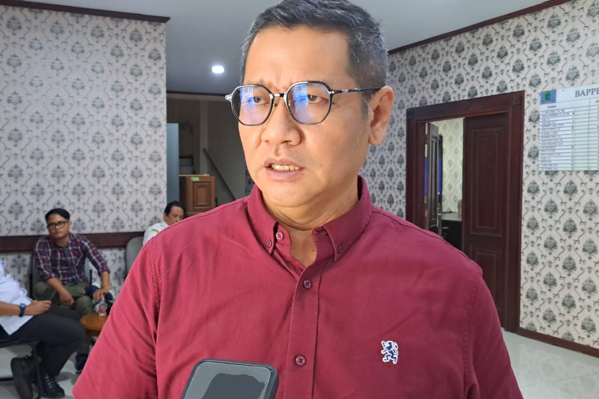 Anggota Komisi I DPRD Kota Bekasi, Dariyanto saat bicara soal kinerja OPD yang telah dibahas dalam LKPJ tahun anggaran sebelumnya.