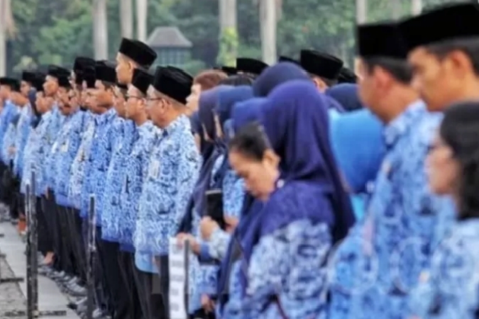 Pelantikan PPPK Kota Bekasi akan dilaksanakan pada Rabu (2/7/2025) besok, Ketua DPRD Sardi Efendi menyampaikan ucapan selamat dan mengingatkan sejumlah hal.