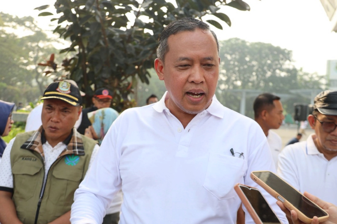 Wali Kota Bekasi, Tri Adhianto menyebut tidak ada PHK sepihak bagi TKK R3 dan R4.