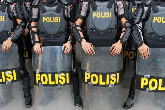 Ribuan personel gabungan diterjunkan amankan demo terkait evaluasi satu tahun pemerintahan Prabowo-Gibran di sejumlah titik di Jakarta, Senin (20/10/2025).