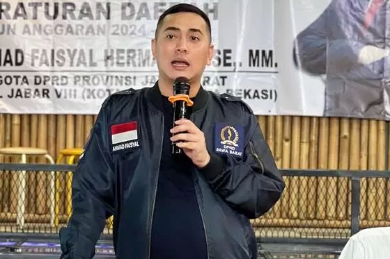 Anggota DPRD Jabar Fraksi PDIP Ahmad Faisyal Hermawan bicara soal dana hibah pesantren.