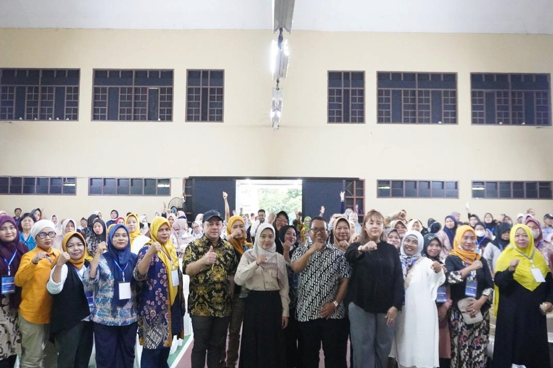 DPR dan BGN saat melakukan sosialisasi terkait program makan bergizi gratis (MBG) di Gedung Serbaguna Rawalumbu, Kota Bekasi, Kamis (23/10/2025).