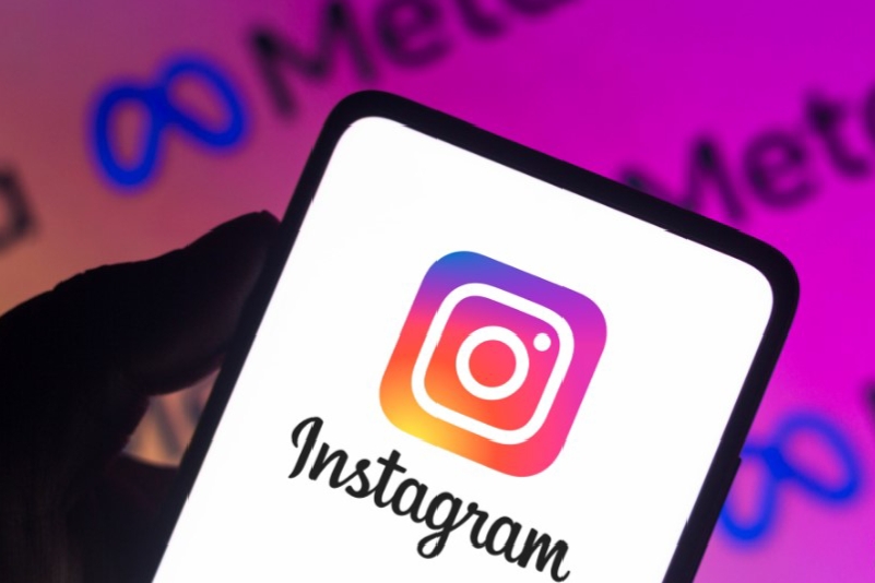 DPR minta investigasi menyeluruh dugaan kebocoran 17 juta akun instagram, klarifikasi dinilai tak cukup.