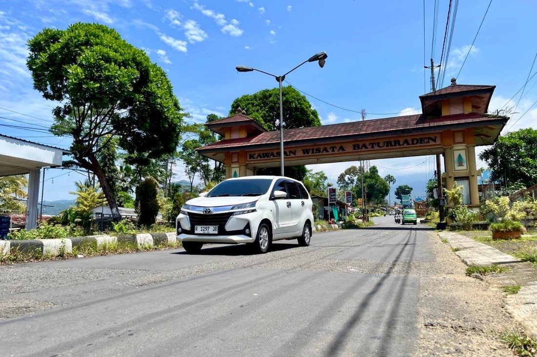 Jalan menuju wisata di Jateng diperbaiki menjelang Lebaran 2026.