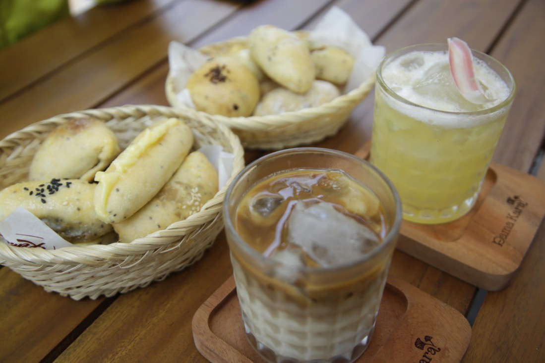 Sejumlah kuliner viral di Bandung tawarkan pengalaman rasa dan estetika.