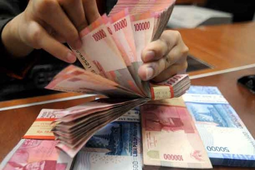 Pemprov Jateng buka posko pengaduan THR Lebaran 2026, perusahaan siap-siap kena sanksi jika tak patuh terhadap kewajibannya.