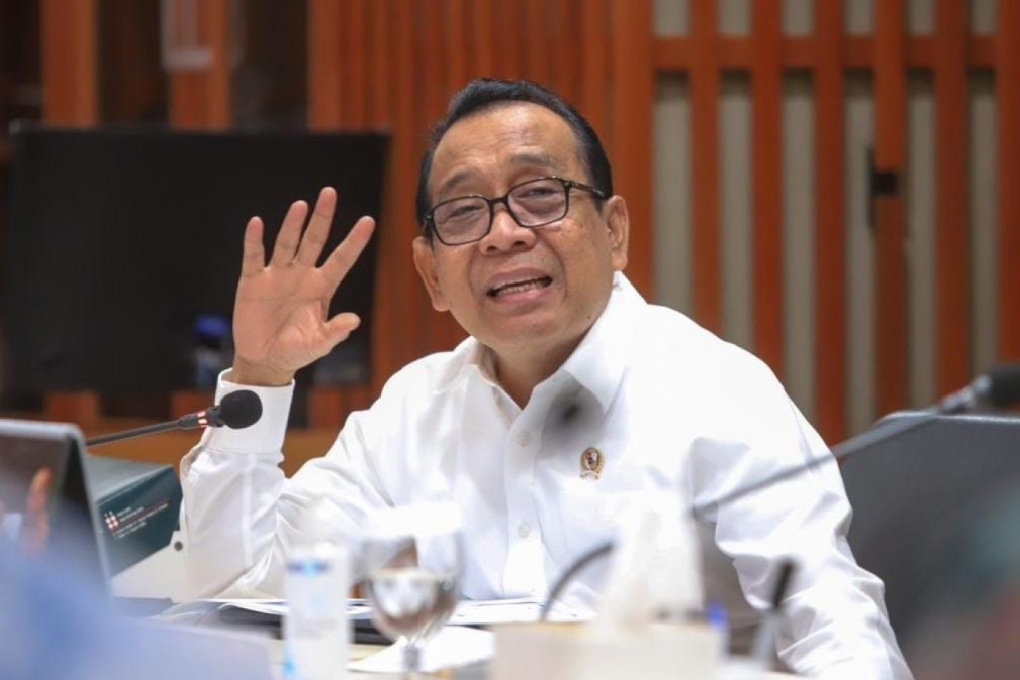 Menko PMK, Pratikno tegaskan siswa tetap belajar tatap muka, tidak daring.