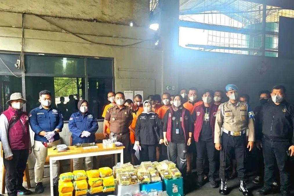 Barang bukti narkoba dari sejumlah kasus senilai hampir Rp 150 miliar dimusnahkan Bareskrim Polri.