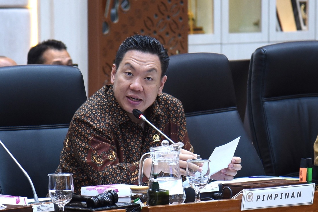 Wakil Ketua Komisi IX DPR RI, Charles Honoris angkat suara soal nasib 11 juta peserta dan keuangan BPJS Kesehatan.
