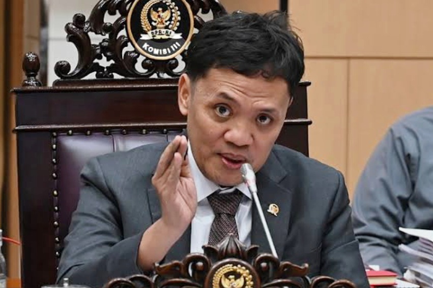 Ketua Komisi III DPR RI, Habiburokhman menyebut pihaknya akan memanggil Kejari dan JPU Karo soal kasus Amsal Sitepu.
