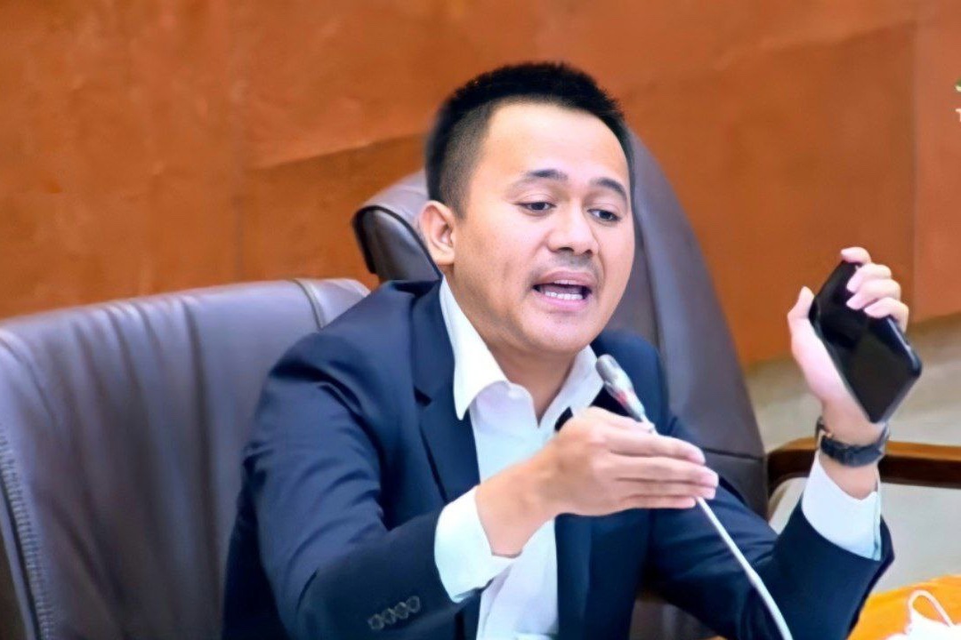 Pemerintah berencana pajaki pedagang online, Anggota Komisi VI DPR RI, Mufti Anam angkat suara.