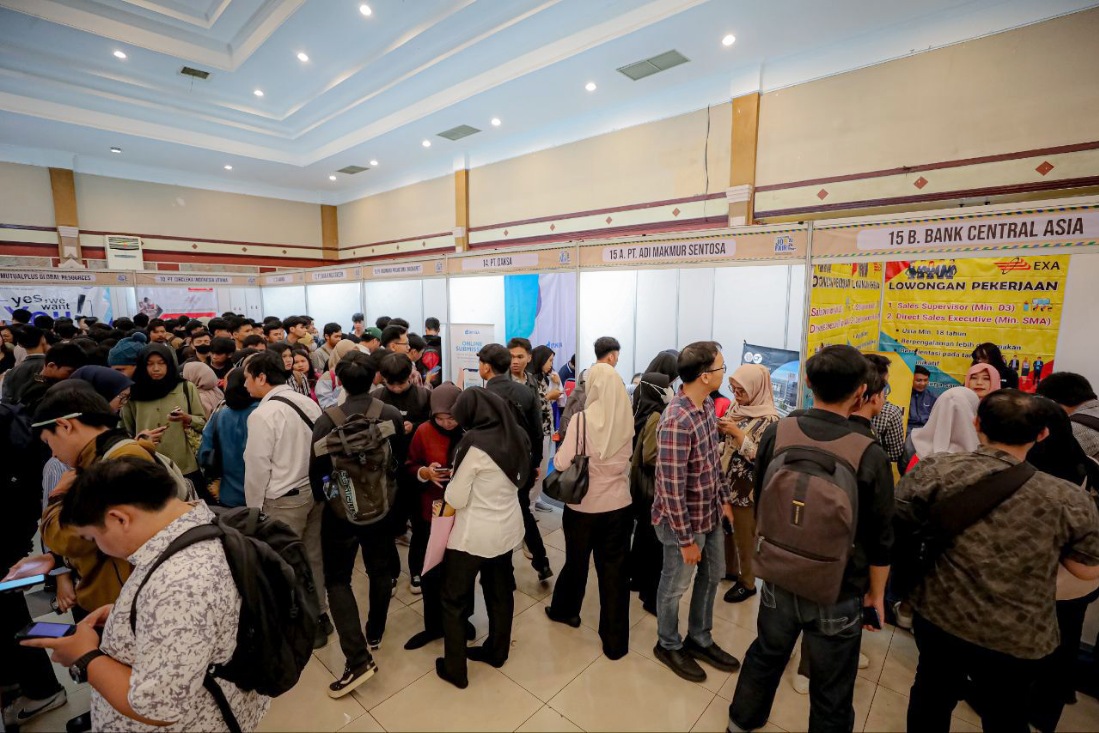 Disnaker Kota Bandung akan segera menggelar Job Fair 2026 dalam waktu dekat, sediakan 3.528 lowongan kerja dari 19 perusahaan.