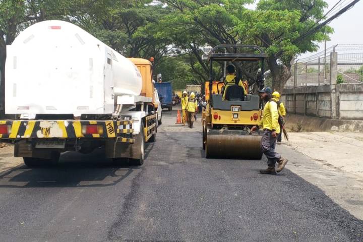 Banyak dikeluhkan masyarakat, Pemkot Tangerang rampungkan perbaikan jalan Pajajaran Jatiuwung.