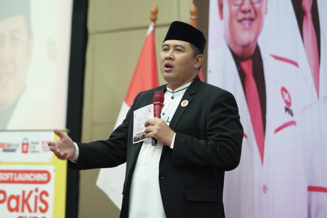 Ketua DPD PKS Kota Bekasi, Fendaby Surya bicara soal kemandirian ekonomi melalui program pemberdayaan, Minggu (26/4/2026).
