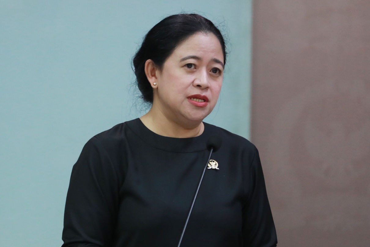 Ketua DPR RI Puan Maharani angkat suara soal WFH ASN setiap Jumat, soroti pelayanan publik harus tetap optimal.