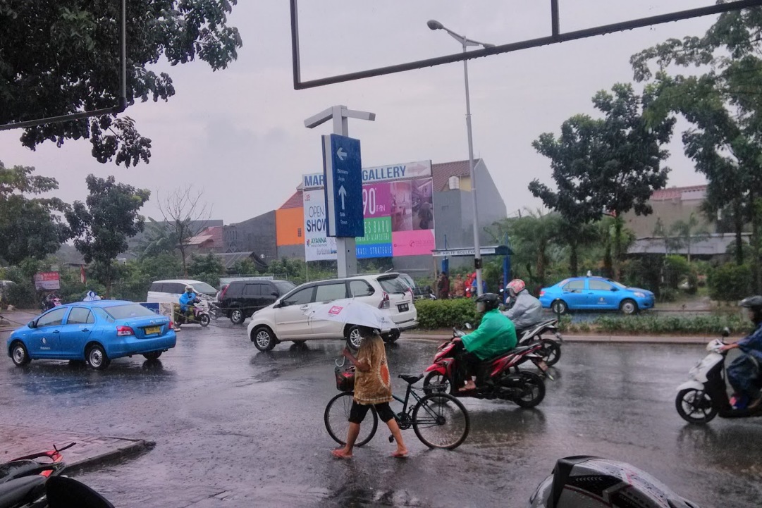 BPBD Kota Tangerang imbau warga waspadai perubahan cuaca sepekan ke depan.