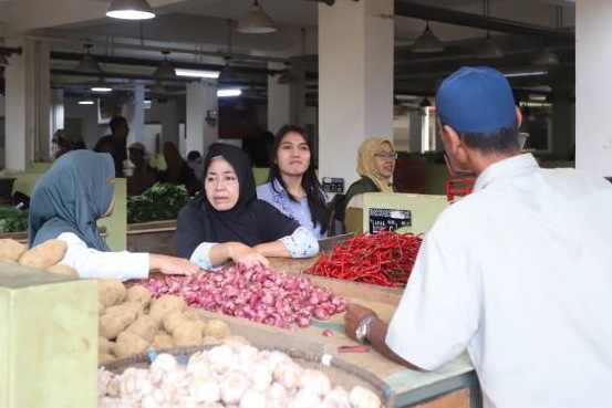 Jelang Iduladha 2026, Pemkot Tangerang pantau harga dan stok pangan.