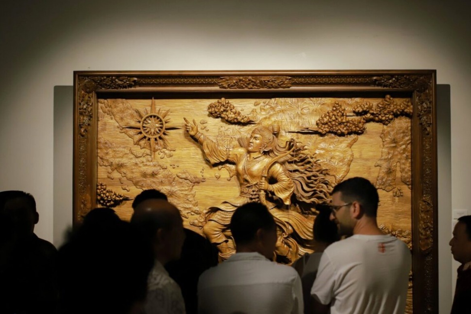 Pameran Tatah 2026 diserbu pengunjung, ribuan orang antusias menyelami jejak seni ukir Jepara di Museum Nasional.