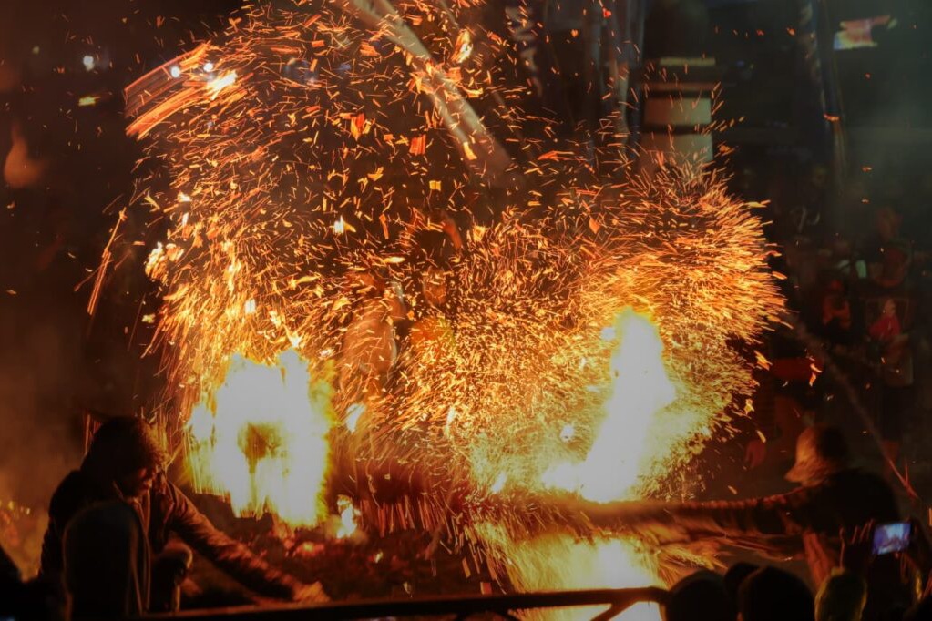 Perang Obor Tegalsambi Jepara kembali digelar, simbol tolak bala yang terjaga sejak abad ke-16.