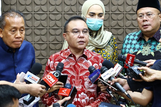 Wakil Ketua DPR RI, Sufmi Dasco Ahmad angkat suara soal revisi UU Pemilu, sebut siap dibahas oleh Komisi II dan akan libatkan partisipasi publik.