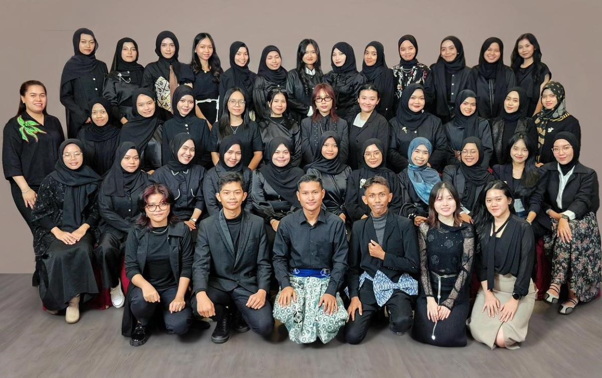 Para finalis IFDC 2026 siap bersaing dalam industri fashion di tanah air.