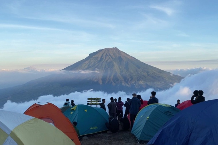 Jelang musim kemarau dan libur panjang, BPBD Temanggung tingkatkan antisipasi Karhutla di Sindoro-Sumbing.