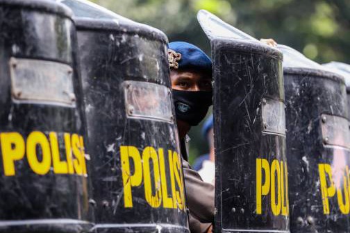 Polda Metro Jaya kerahkan 4.151 personel gabungan amankan aksi demo mahasiswa di Jakarta Pusat, Jumat (12/6/2026).