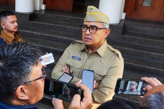 Wali Kota Farhan pastikan korban begal di Arcamanik Bandung dapat perawatan maksimal, Pemkot terus kawal pengusutan kasus.