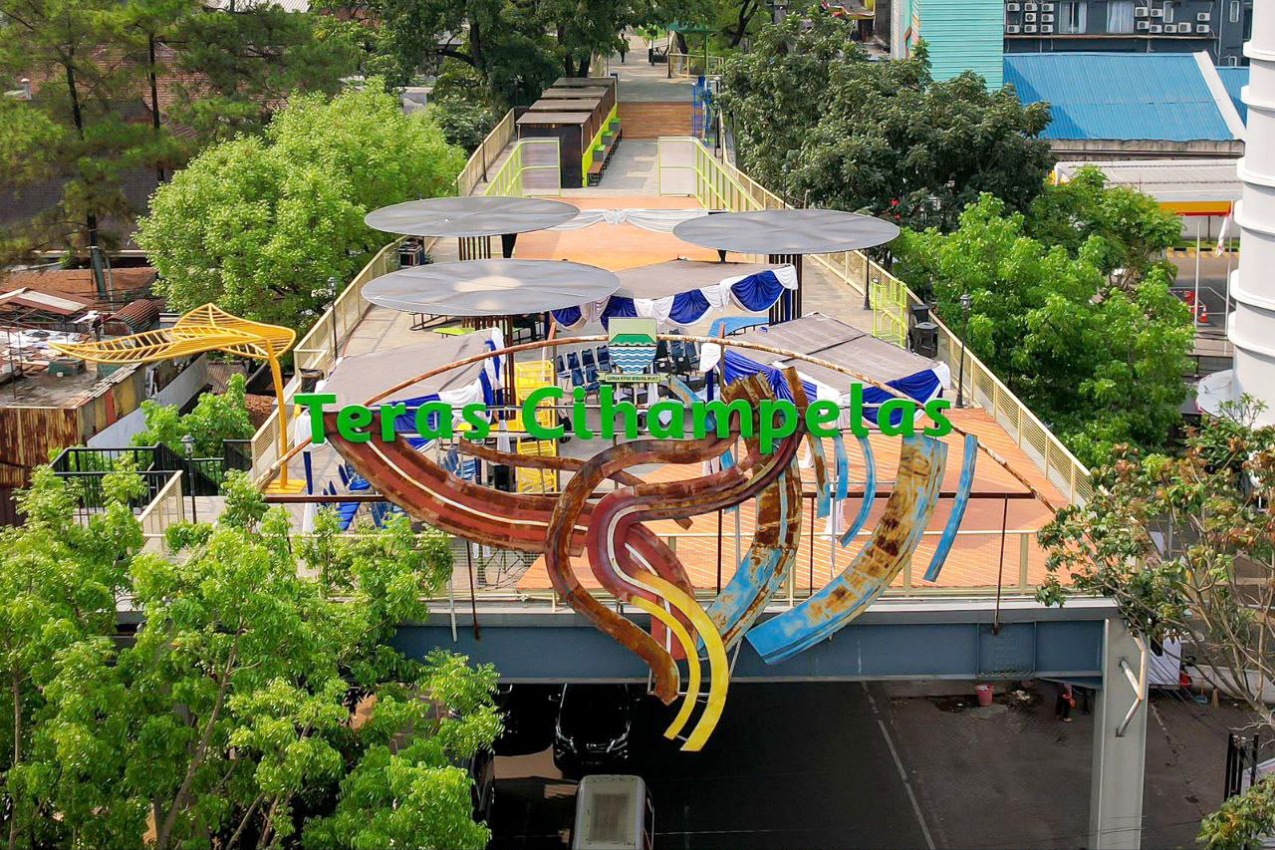 Pemkot Bandung hibahkan jalan Cihampelas ke Pemprov Jabar, Teras Cihampelas segera dibongkar.